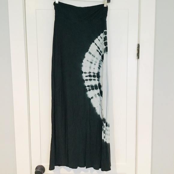Rue21 Dresses & Skirts - Rue21 Tie dyed skirt black and white maxi long